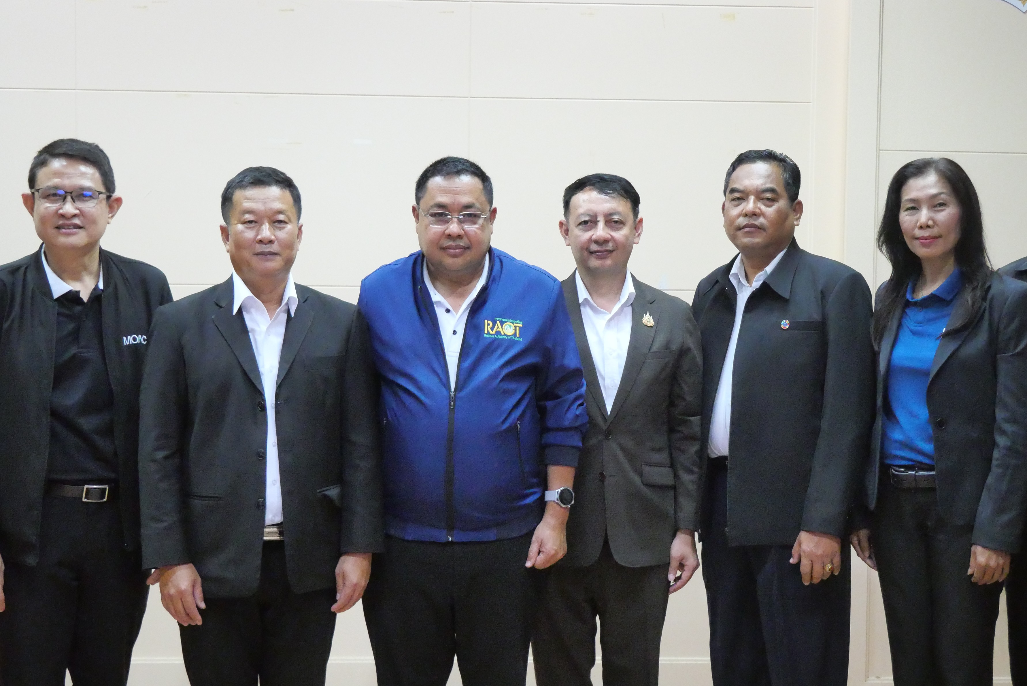 title - รองเลขาธิการ ส.ป.ก. ประชุมคณะทำงานสื่อสารกระทรวงเกษตรและสหกรณ์ ด้านการรับเรื่องร้องเรียนและแก้ไขปัญหาเกษตรกร ครั้งที่ 1/2569 